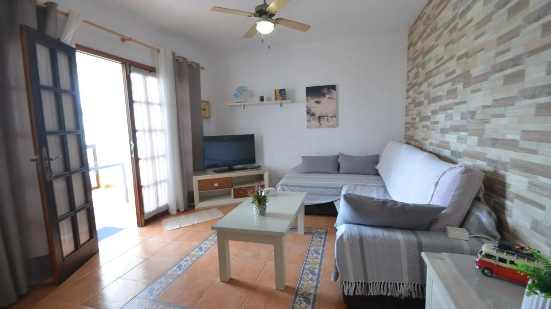 Serendipia Apartment Good Location, Pool & Terrace Los Pocillos Spain